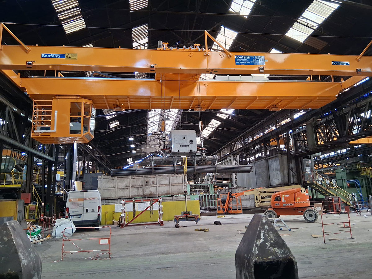 From engineering to commissioning: new special overhead crane for a rolling mill in France