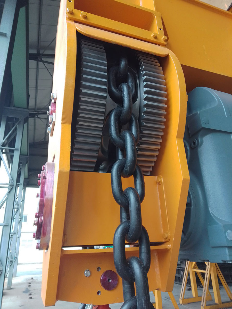 85-ton motorized lifting beam for foundry operations