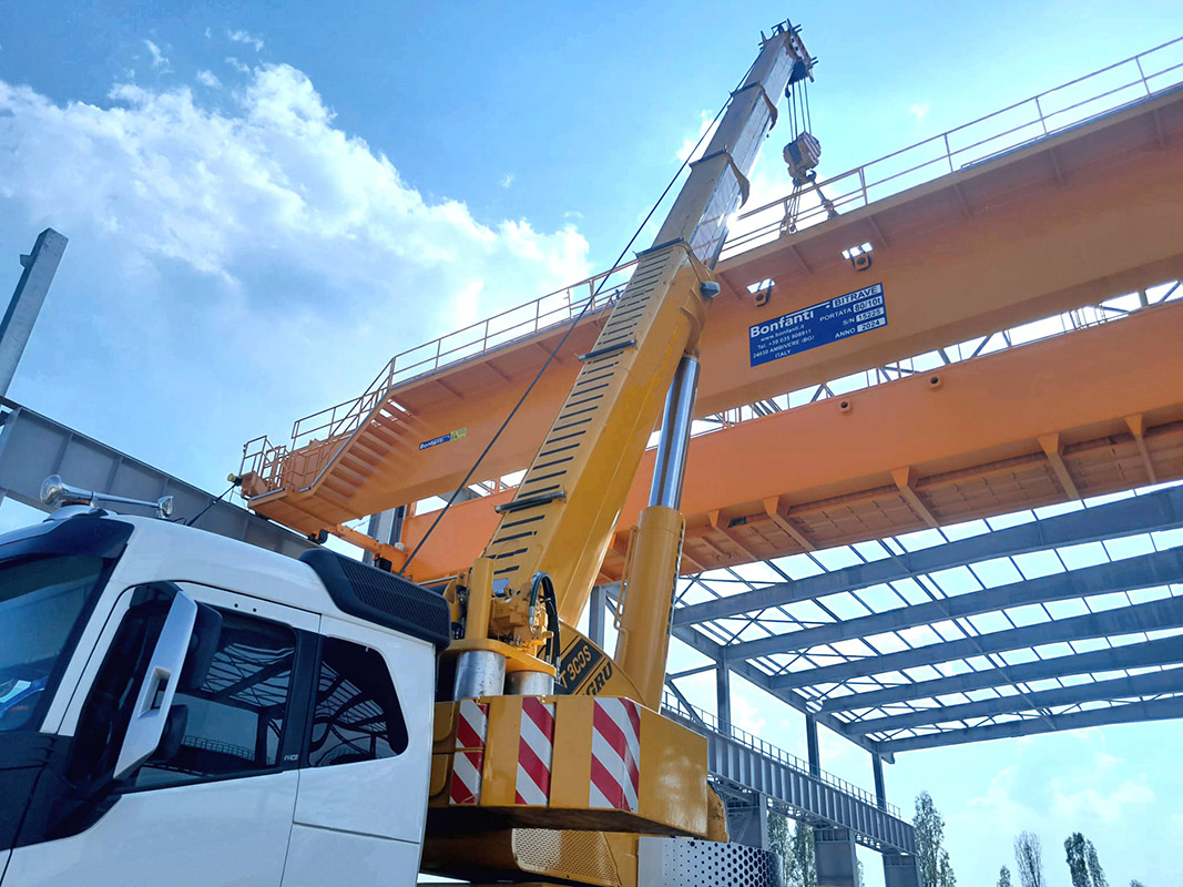 Nuovo carroponte Bonfanti in costruzione per Acciaierie Beltrami